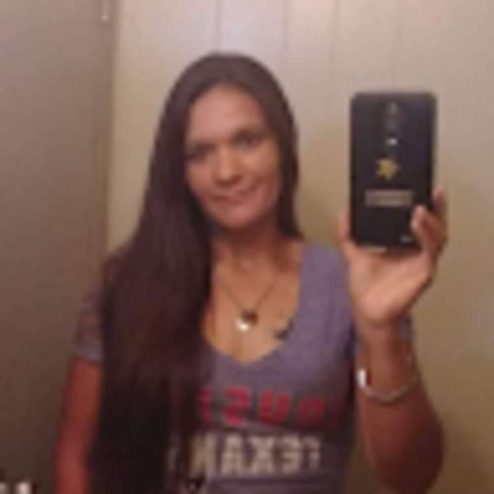 Meet your Posher, Stephanie